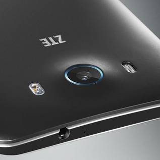 Imagem de ZTE divulga imagens do Grand S3, o primeiro smartphone com leitor de retina