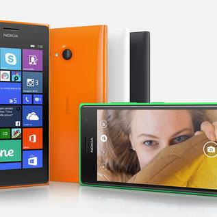 Imagem de Lumia 735 tem um LED de notificação escondido