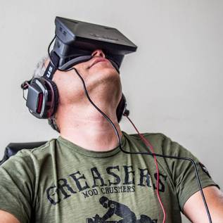 Imagem de Facebook quer Oculus Rift disponível nas lojas ainda neste ano