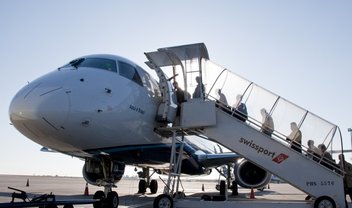 Companhias aéreas começam a mudar seus procedimentos de cabine