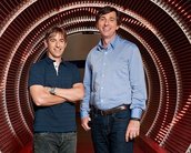Ex-chefão do Xbox deixa presidência da Zynga; cofundador retoma o posto