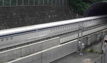 Trem de levitação magnética bate recorde de 590 km/h no Japão