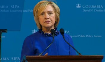 Hillary Clinton sugere que policiais dos EUA usem câmeras presas ao corpo