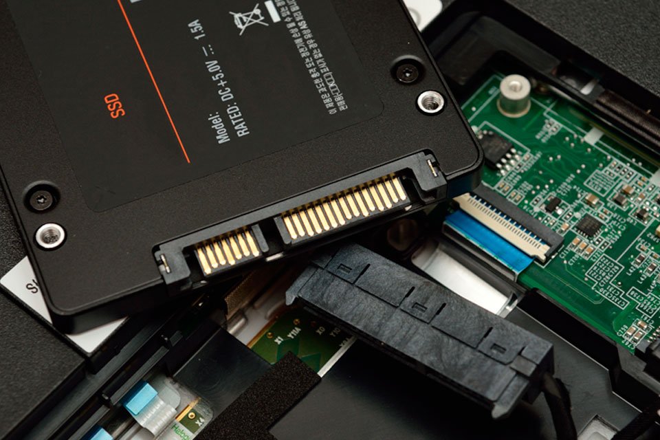 ssd travando na instalação de jogos - HD, SSD e NAS - Clube do Hardware