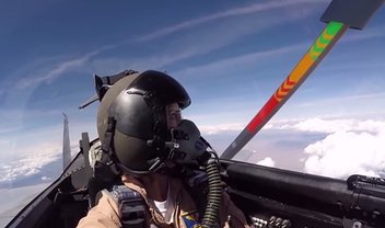 Confira o momento em que um caça F-15 é reabastecido em pleno ar [vídeo]