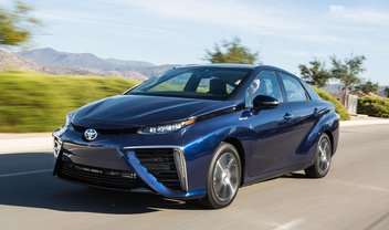 Mirai, o carro movido a hidrogênio da Toyota, faz 29 km/L [galeria]