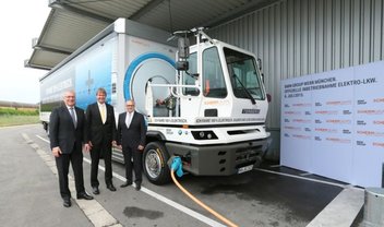 BMW passa a empregar primeiro caminhão elétrico em sua fábrica em Munique