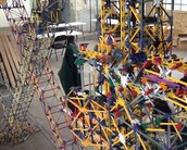 Engenharia de brinquedo: veja a maior máquina de K’Nex já feita [vídeo]