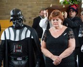 Funeral à fantasia? Confira essa maluquice que teve até o Darh Vader