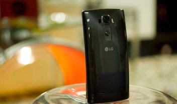 Rumor aponta LG G Flex 3 em 2016 com tela de 6 polegadas e outros detalhes