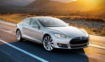 Carro elétrico da Tesla bate os 728 quilômetros sem recarregar