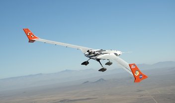 Primeiro avião com asas flexíveis da NASA completa os testes iniciais