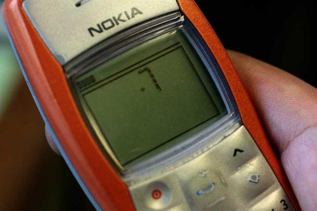 Lembra-se deste Nokia? Está de volta