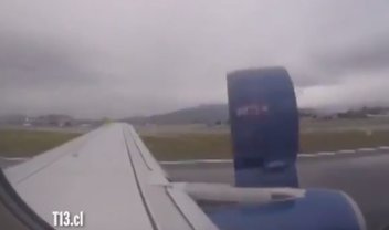 Passageiro registra avião 'se desintegrando' na decolagem [vídeo]