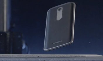 Teste de queda: o inquebrável Moto X Force contra os rivais [vídeo]