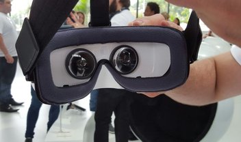 Óculos de realidade virtual Samsung VR chegam ao Brasil em dezembro