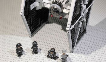 Star Wars: agora é a vez de um Tie Fighter de Lego virar migalhas [vídeo]