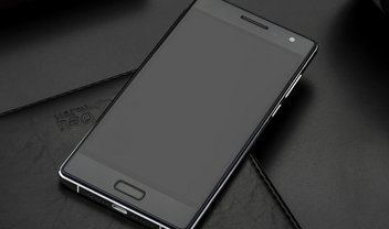 Bluboo compara tela do seu 'top econômico' Xtouch com a do OnePlus 2