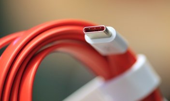 OnePlus admite que seu cabo USB-C pode danificar aparelhos de outras marcas