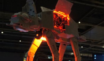 Casemod: computador é construído em forma de Imperial AT-AT de Star Wars