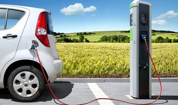 Cabe no bolso? França quer vender carro elétrico por no máximo US$ 7,5 mil