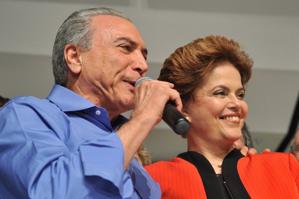 Rir pra não chorar: os melhores memes e reações à carta de Temer para Dilma