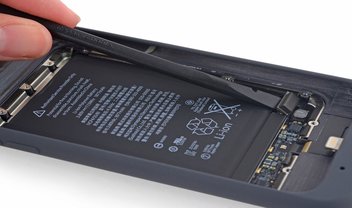 Nada fácil de abrir: novo case de bateria extra da Apple é dissecado