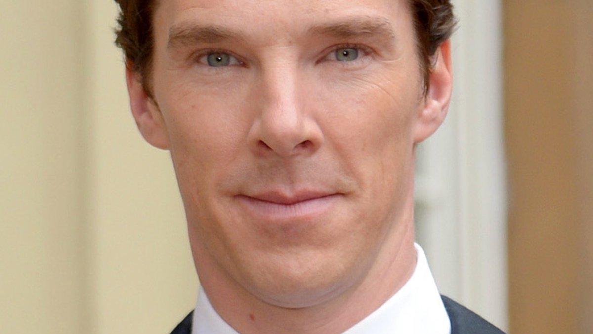 Benedict Cumberbatch aparece pela 1ª vez como Doutor Estranho