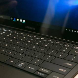 Imagem de Samsung anuncia o Galaxy TabPro S, tablet premium equipado com Windows 10