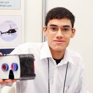 Imagem de Jovem de Manaus cria óculos de realidade virtual feitos de fibra de carbono