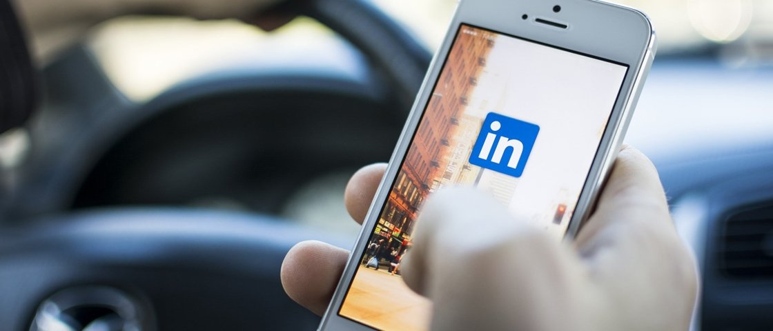 LinkedIn como navegar e visitar perfis de forma an nima na rede