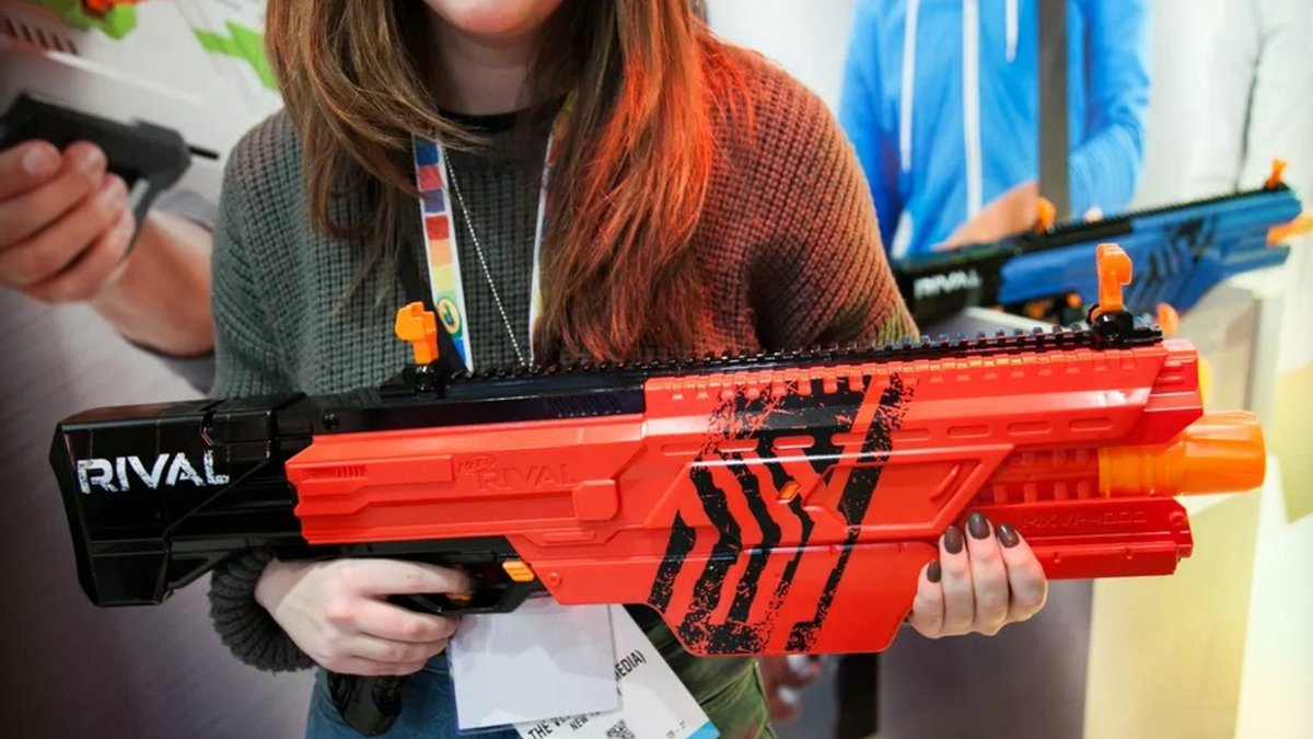 Mais balas, mais diversão: arma de Nerf tunada pode disparar 108 projéteis  - TecMundo