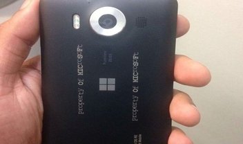 Foto de funcionário revela que Lumia 950 já é testado no Brasil