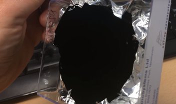 'Buraco negro enlatado': novo Vantablack é ainda mais escuro que o original