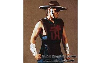 Foto de bastidores de Mortal Kombat pode indicar Kung Lao no filme