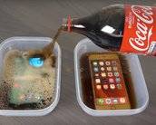 Quem se sai melhor na Coca-Cola congelada? Galaxy S7 ou iPhone 6s Plus?