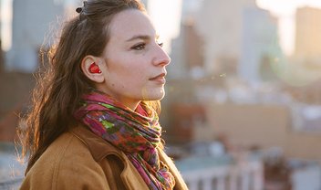 Empresa lança fones de ouvido que traduzem idiomas em tempo real