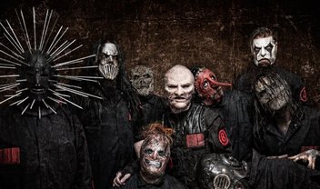 Lição do dia: não use o celular na primeira fila de um show do Slipknot