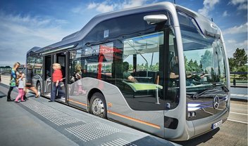 Ônibus semiautônomo da Mercedes-Benz pode ser futuro do transporte público