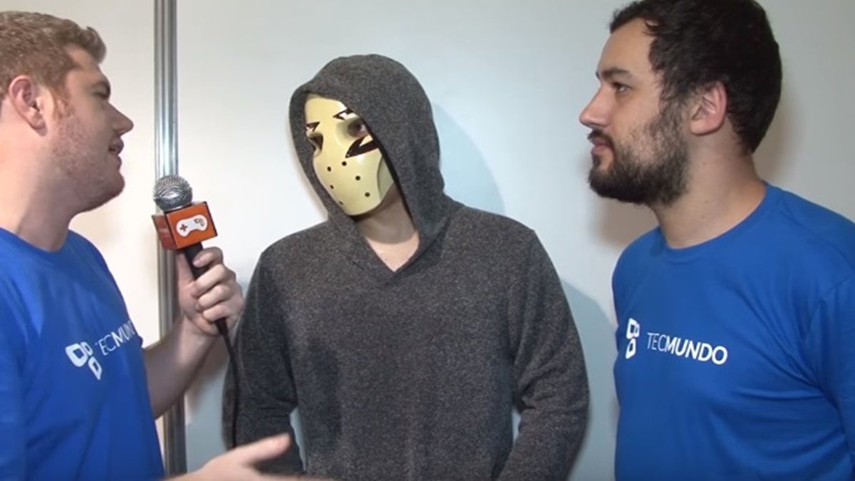 Entrevista: Zangado - Fim da máscara, haters e novos rs - [BGS 2015]  - TecMundo Games - Vídeo Dailymotion