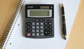 Você sabe por que as teclas das calculadoras e telefones são invertidas?