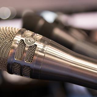 Imagem de Aprenda sobre áudio e tecnologia com os cursos gratuitos da Shure