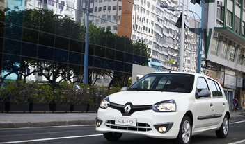 17 anos de Clio: Renault encerra oficialmente a história do hatch no Brasil