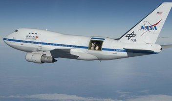 Por que a NASA construiu um telescópio dentro de um Boeing 747 modificado?