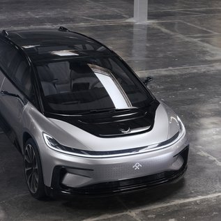 Imagem de Após 'vexame' na CES, carro elétrico pode nem sair por falta de grana