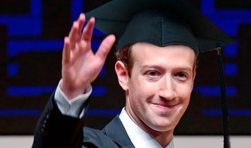 Doze anos após deixar Harvard, Mark Zuckerberg enfim vai pegar diploma