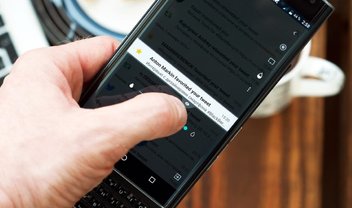 Novo app da Blackberry impede que pessoas espiem a tela de seu celular