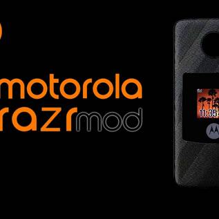 Imagem de Motorola RAZR V3 está voltando? Calma, é um Moto Mod — e pode ser pegadinha