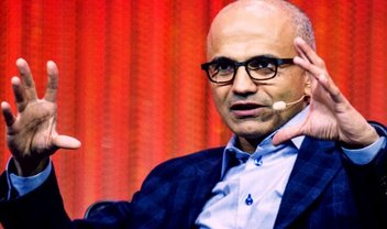 'Faremos celulares que não se parecem com os de hoje', diz CEO da Microsoft