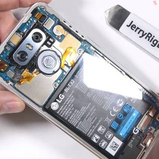 Imagem de O LG G6 é outro top de linha que fica incrível com a traseira transparente
